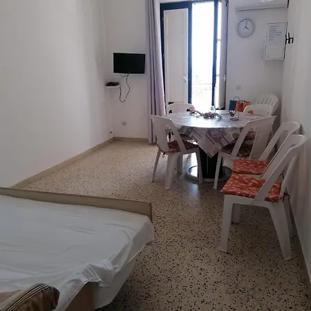 Cento Passi Dal Mare Apartment